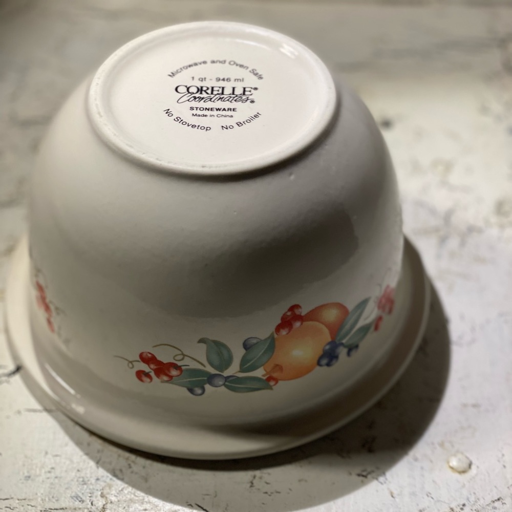 1 Corelle Coordinate 1 Qt Abundance Mixing Bowl
